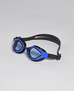 ["Blau-blau-schwarz"]