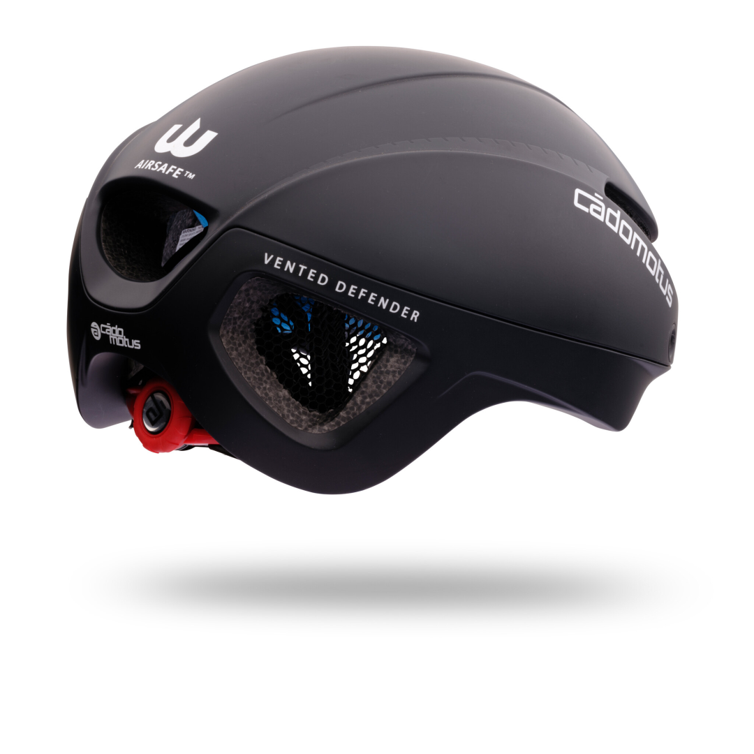 Cádomotus Omega Aero Helm