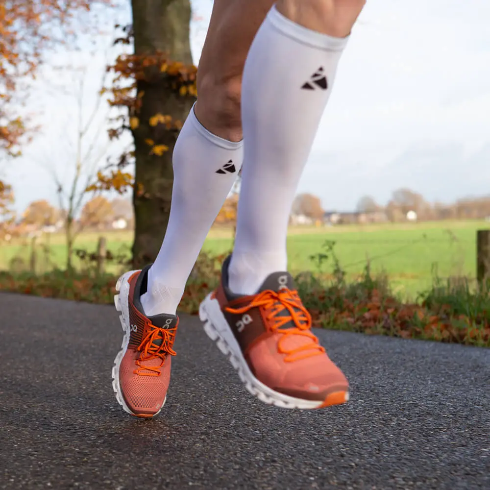 ZigZocks Compression White