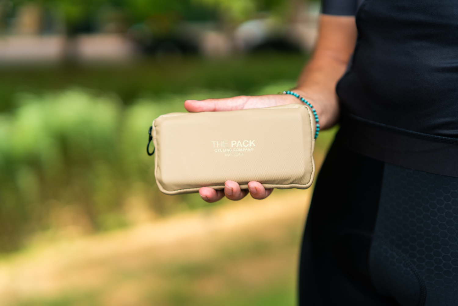 The Pack Essentials Case Basic