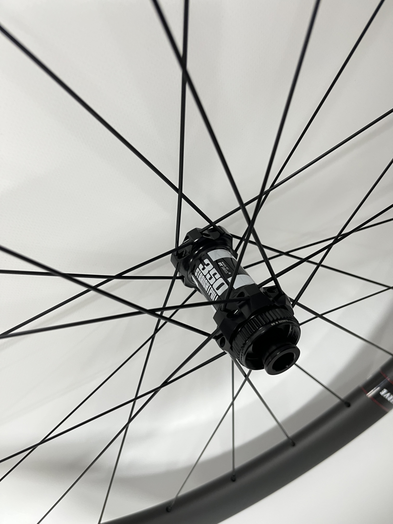 Reserve 52/63 Turbulent Aero 700c | DT 350 SP HG11 CL